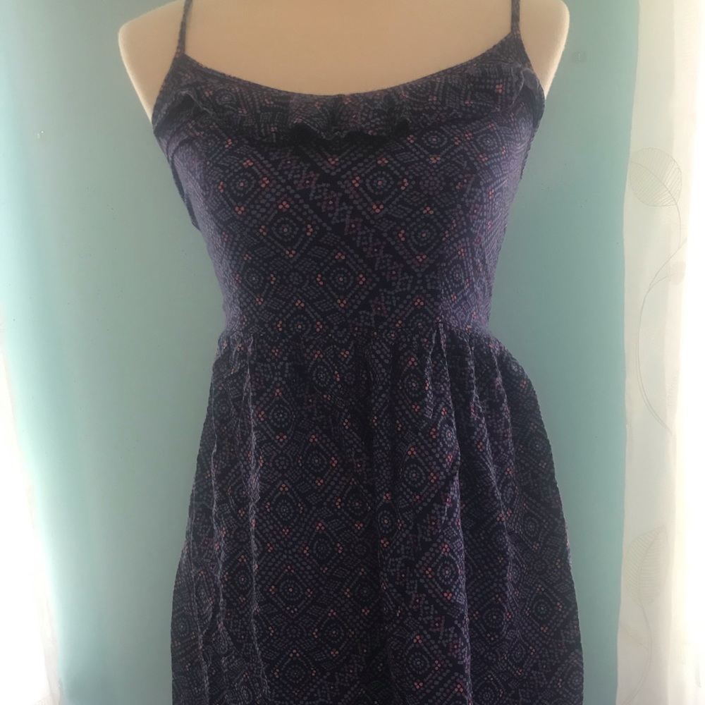 Hollister patterned spaghetti strapped dress
